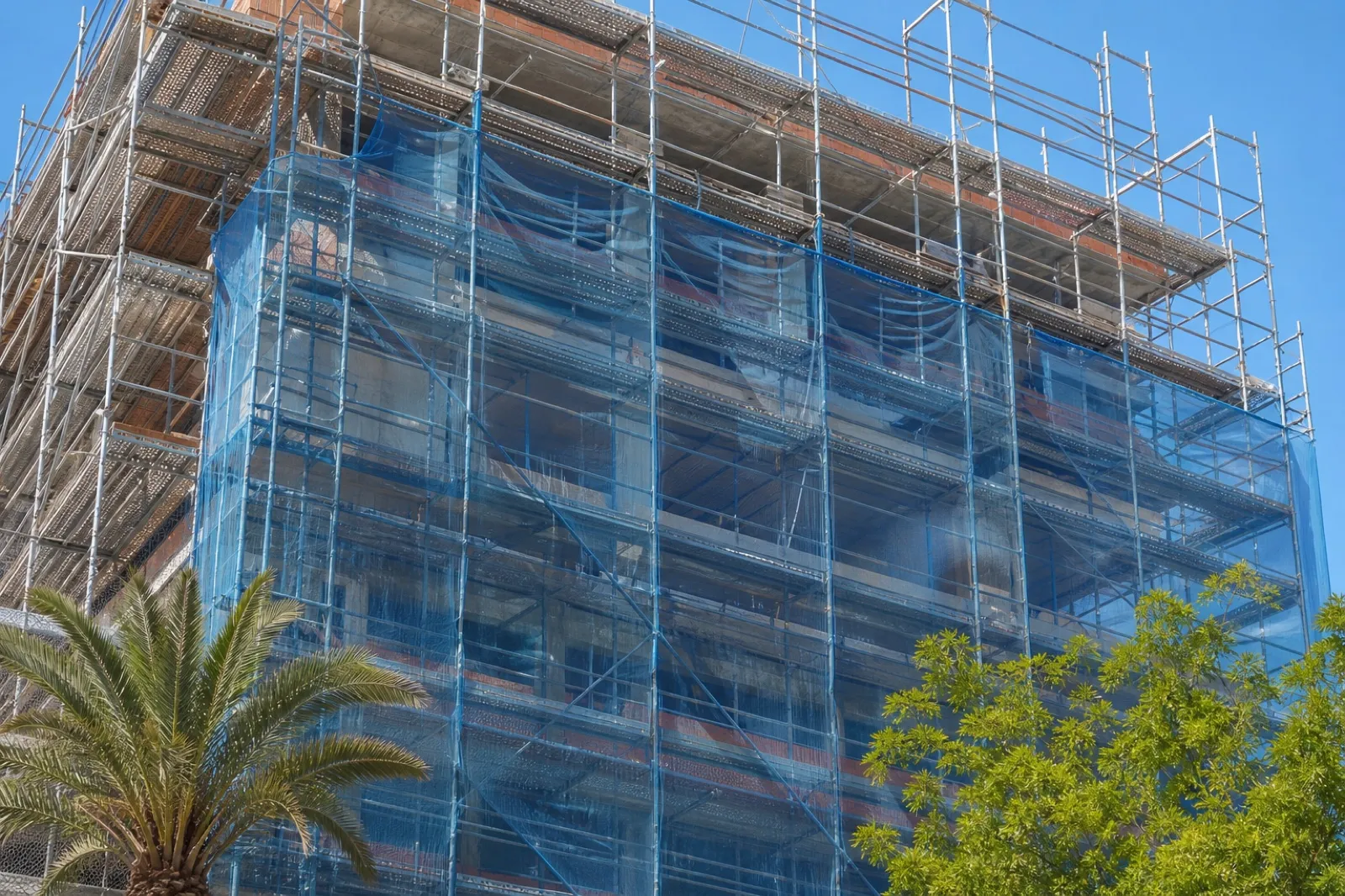Villa en construcción con vistas al mar en Marbella — foto 1