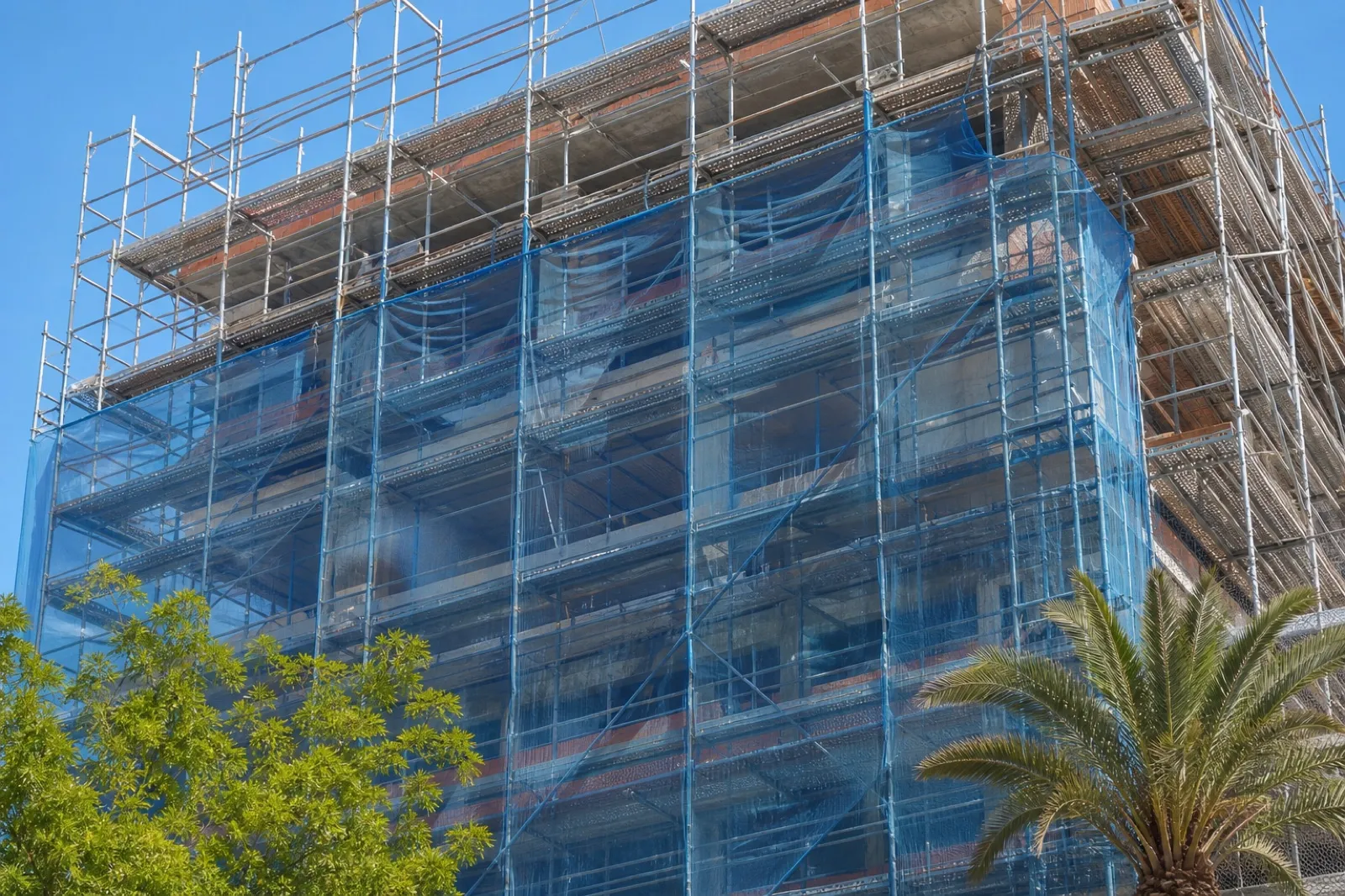 Villa en construcción con vistas panorámicas al mar en Marbella — صورة 1