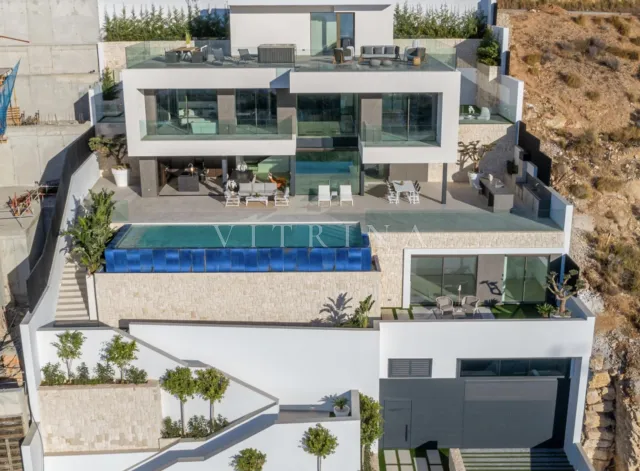 Hills Houses