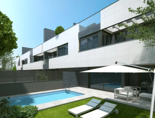 Puerta De Hierro Luxury Homes