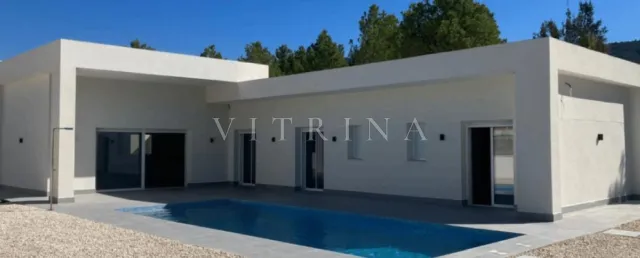 VILLA LAURA URBANIZACIÓN LA ROMANA