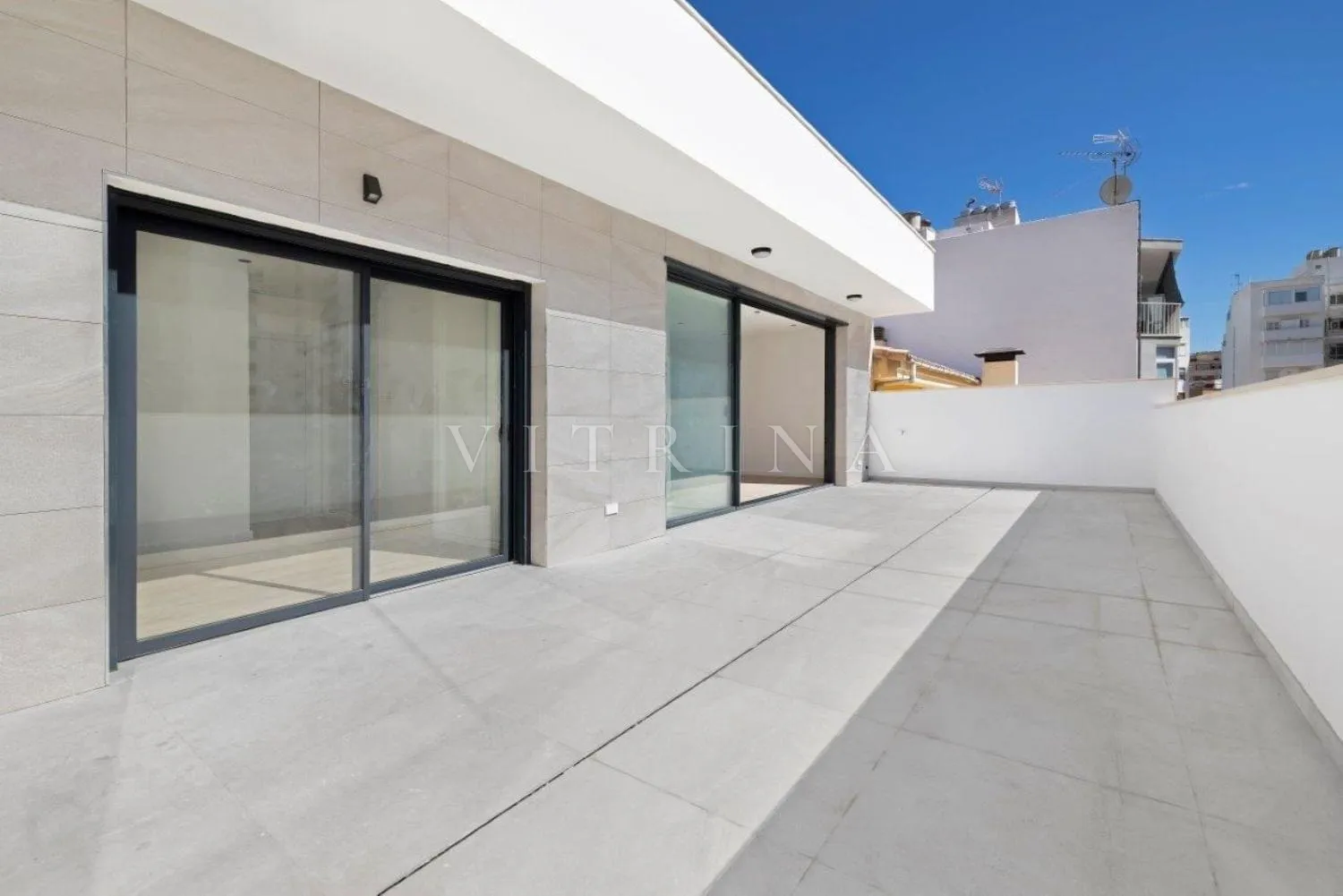Gabriel Miro 8