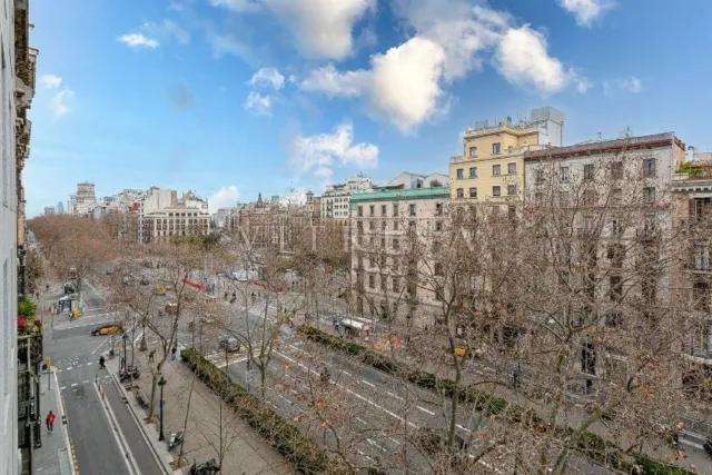 Gran Via-Universitat