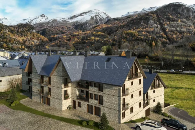 Urbanización La Aldea de Panticosa 33 Viviendas