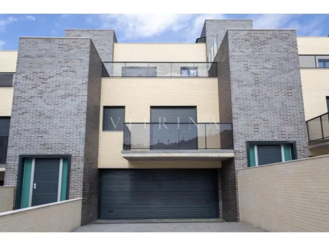 Casa unifamiliar en venta en Avenida de la Legua, Valparaíso-La Legua (Toledo)
