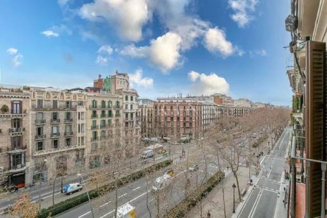 Gran Via-Universitat